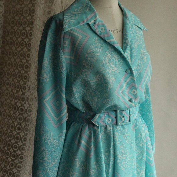 Vintage 1960s 1970s Dress with Belt, Nelly Don Volup Blue Pink and White - Picture 6 of 13